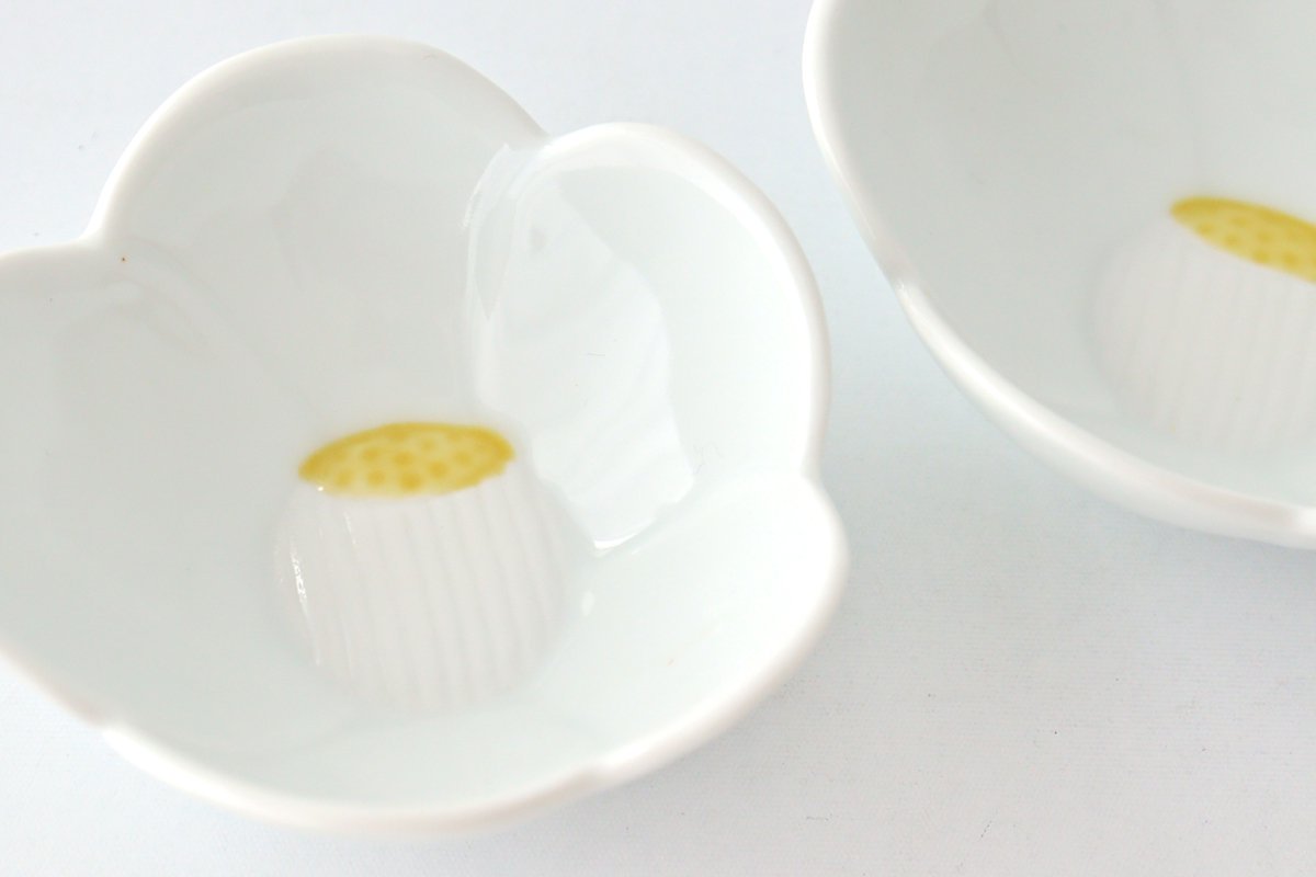 Small Bowl White Camellia | Kobachi Arita Ware