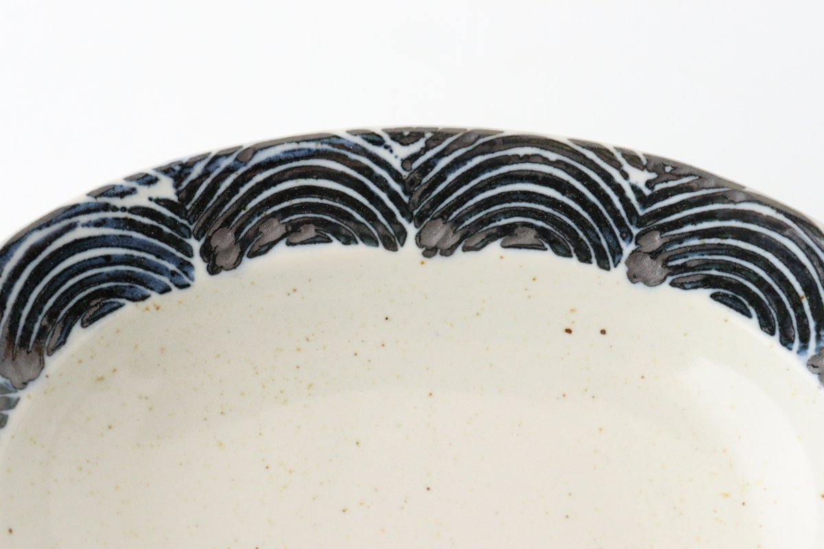 Oval Bowl Arch | Serving Bowl Hasami Ware