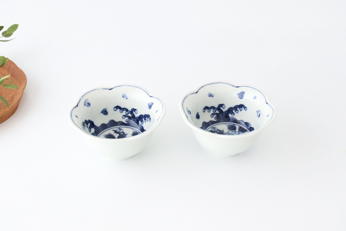 Flower-shaped Small Bowl Wave,Chidori and Flower | Kobachi Hasami Ware