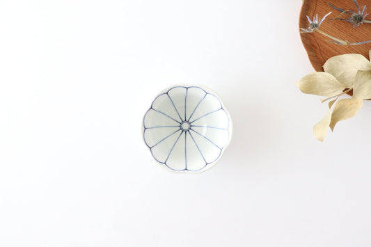 Flower-shaped Small Bowl Blue Chrysanthemum | Hasami Ware