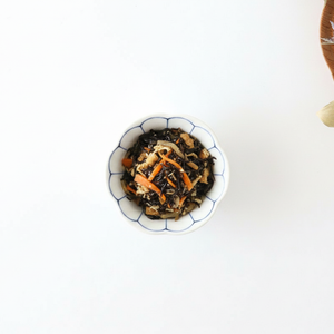 Flower-shaped Small Bowl Blue Chrysanthemum | Hasami Ware