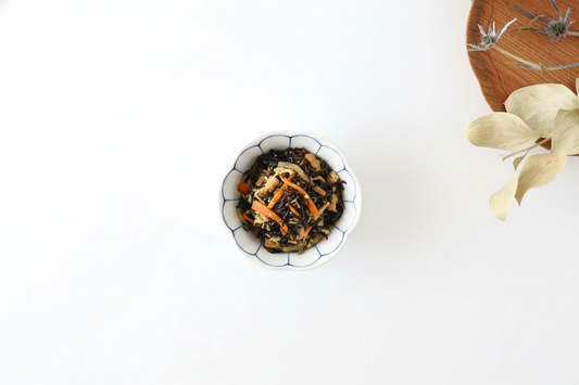 Flower-shaped Small Bowl Blue Chrysanthemum | Hasami Ware