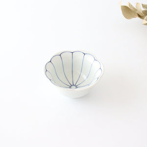 Flower-shaped Small Bowl Blue Chrysanthemum | Hasami Ware