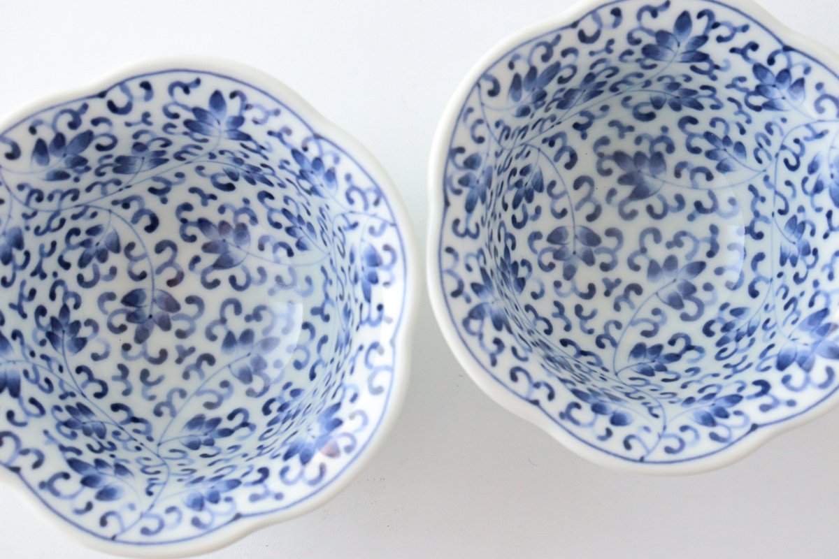 Flower-shaped Small Bowl Small Arabesque | Kobachi Hasami Ware