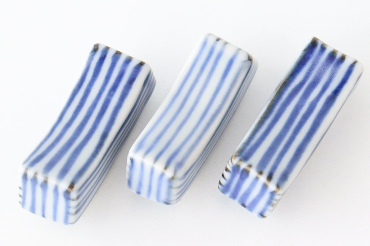 Chopstick Rest Tokusa Blue | Hashioki Arita Ware