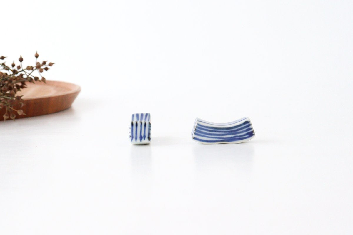 Chopstick Rest Tokusa Blue | Hashioki Arita Ware