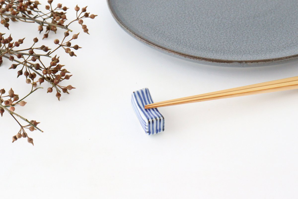 Chopstick Rest Tokusa Blue | Hashioki Arita Ware