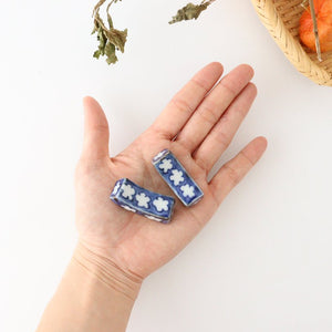 Chopstick Rest Blue Small Flowers | Hashioki Arita Ware