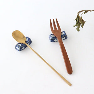 Chopstick Rest Blue Small Flowers | Hashioki Arita Ware