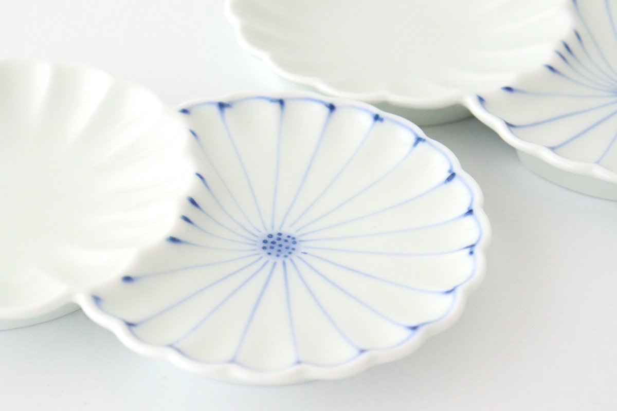 Two Chrysanthemum Sauce Plate | Arita ware