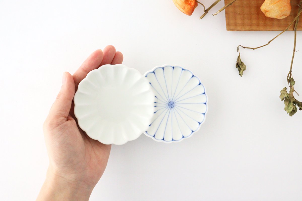 Two Chrysanthemum Sauce Plate | Arita ware