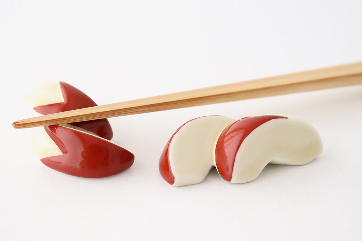 Chopstick Rest Apple Bunny | Hashioki Hasami Ware