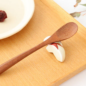 Chopstick Rest Apple Bunny | Hashioki Hasami Ware