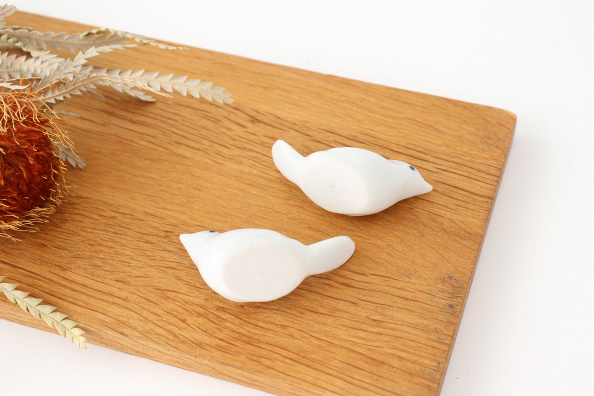 Chopstick Rest Small Bird Light White | Hashioki Hasami Ware