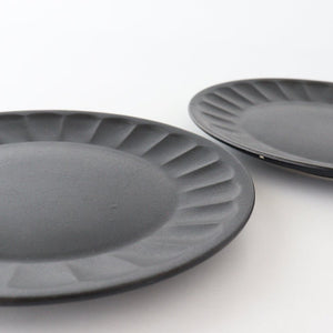 Serving Plate Flower-shape Matte Black | Mino Ware