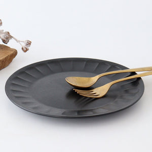 Flower-shaped Plate Matte Black L | Mino Ware