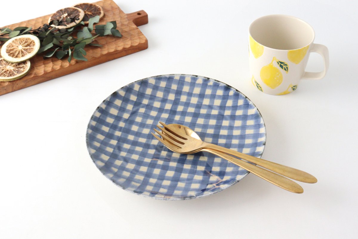 Round Plate Semi-porcelain Blue Check 21㎝/8.3in | Arita Ware