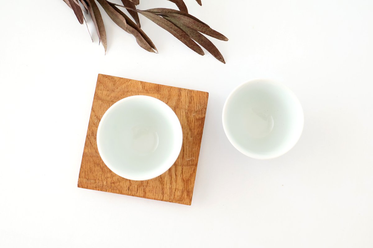 Small Japanese Cup For Sencha Chrysanthemum and Arabesque | Yunomi Arita Ware