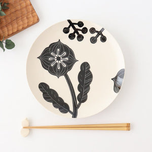 Fururu Rounbd Plate Black Flower M | Hasami Ware