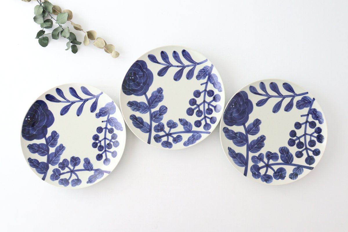 Fururu Rounbd Plate Blue Flower M | Hasami Ware