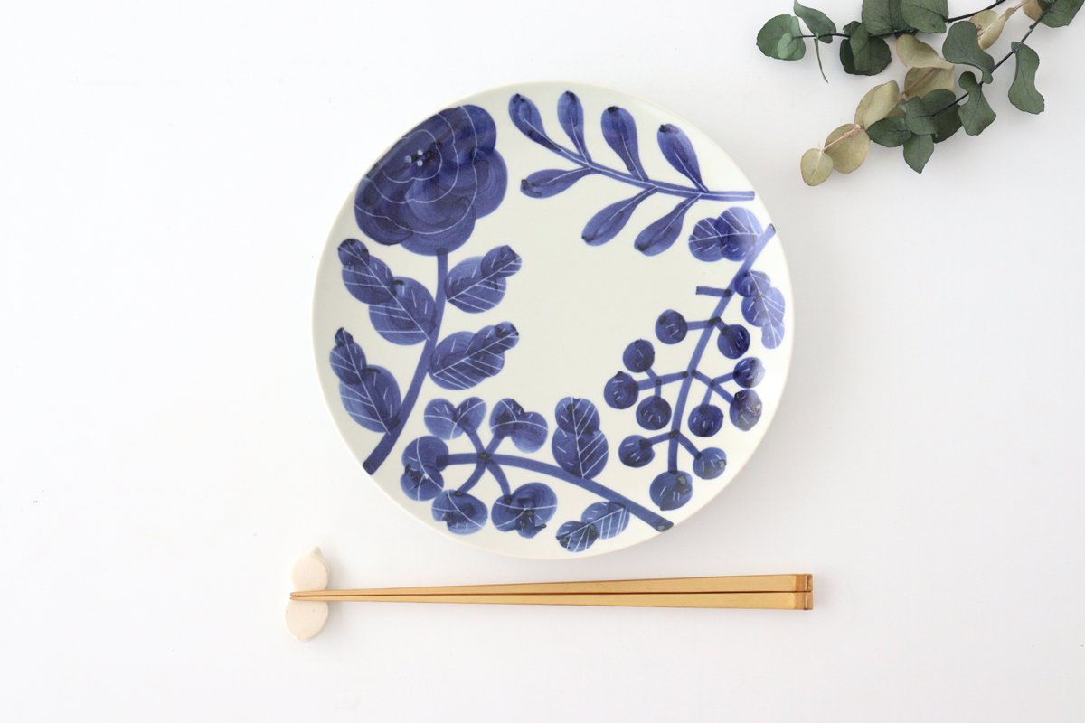 Fururu Rounbd Plate Blue Flower M | Hasami Ware