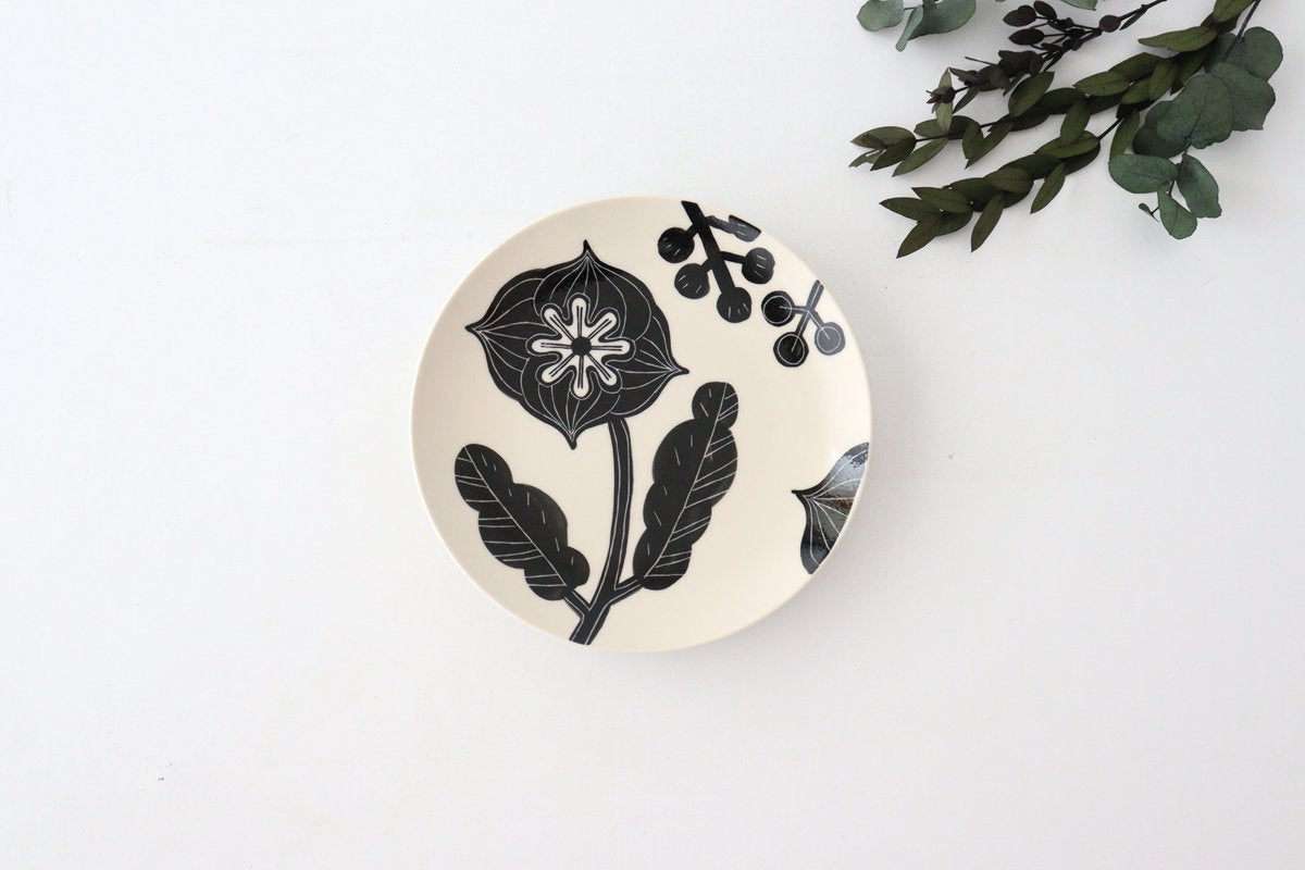 Fururu Rounbd Plate Black Flower S | Hasami Ware