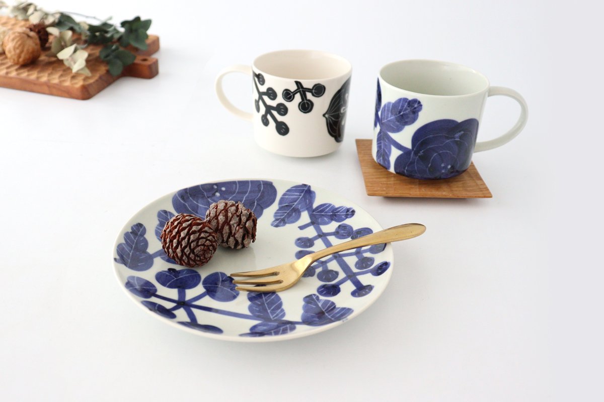 Fururu Rounbd Plate Blue Flower S | Hasami Ware