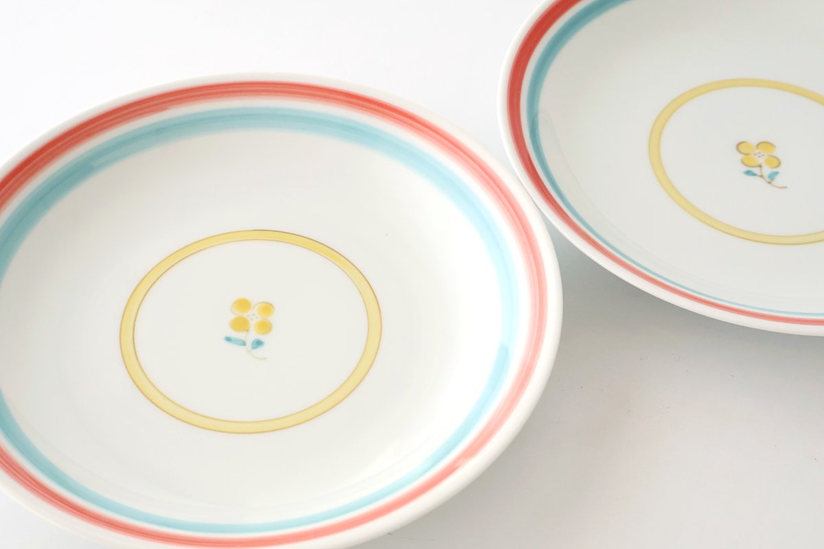 Round Plate Yellow Flower L | Hasami Ware