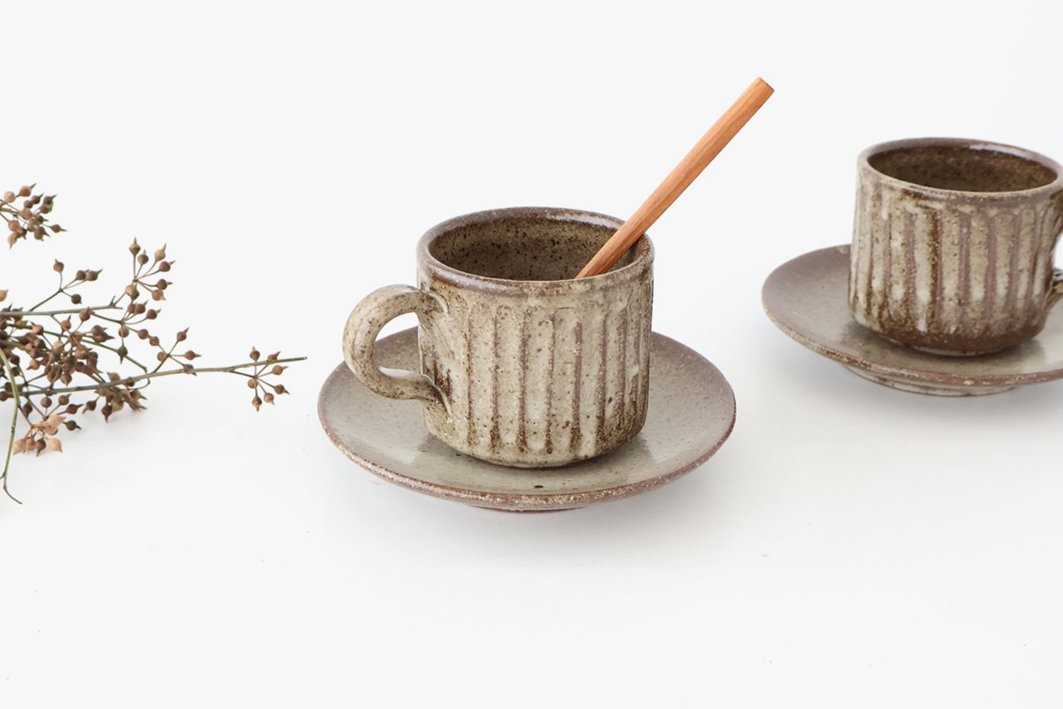 Cup and Saucer Ash Glaze Carving  | Shigaraki Ware