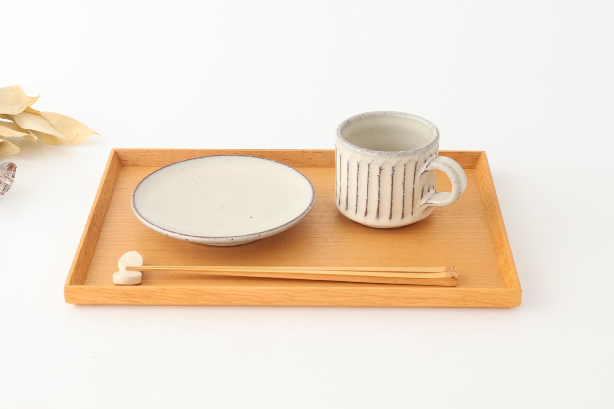 Cup and Saucer White Glaze Carving  | Shigaraki Ware