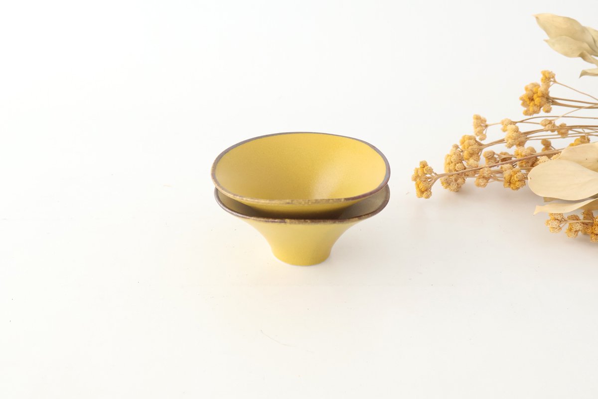 kei Morning Glory-shaped Small Bowl Mustard | Kobachi Mino Ware