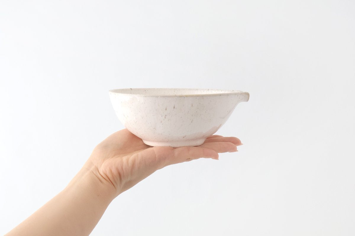 Fig-shape Bowl Katakuchi White 15cm/6in | Serving Bowl Mino Ware