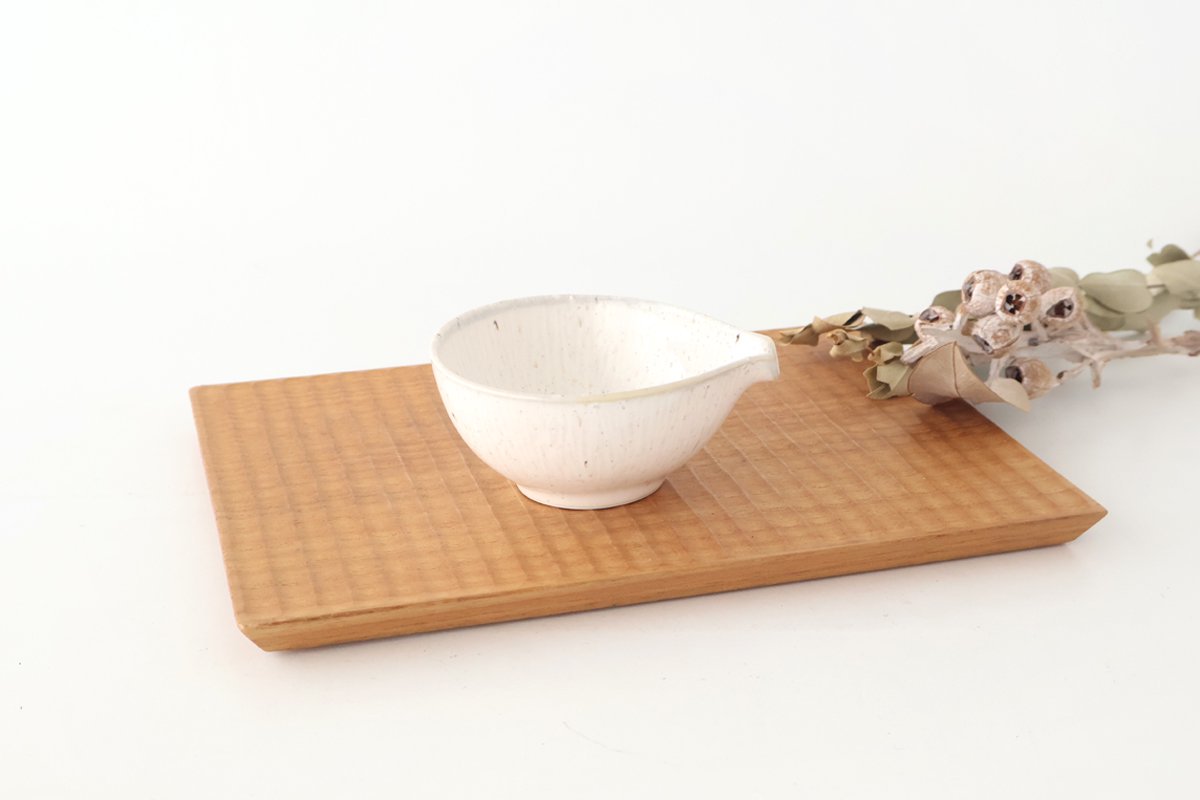 Small Bowl Fig-shape White 9cm/3.5in | Kobachi Mino Ware