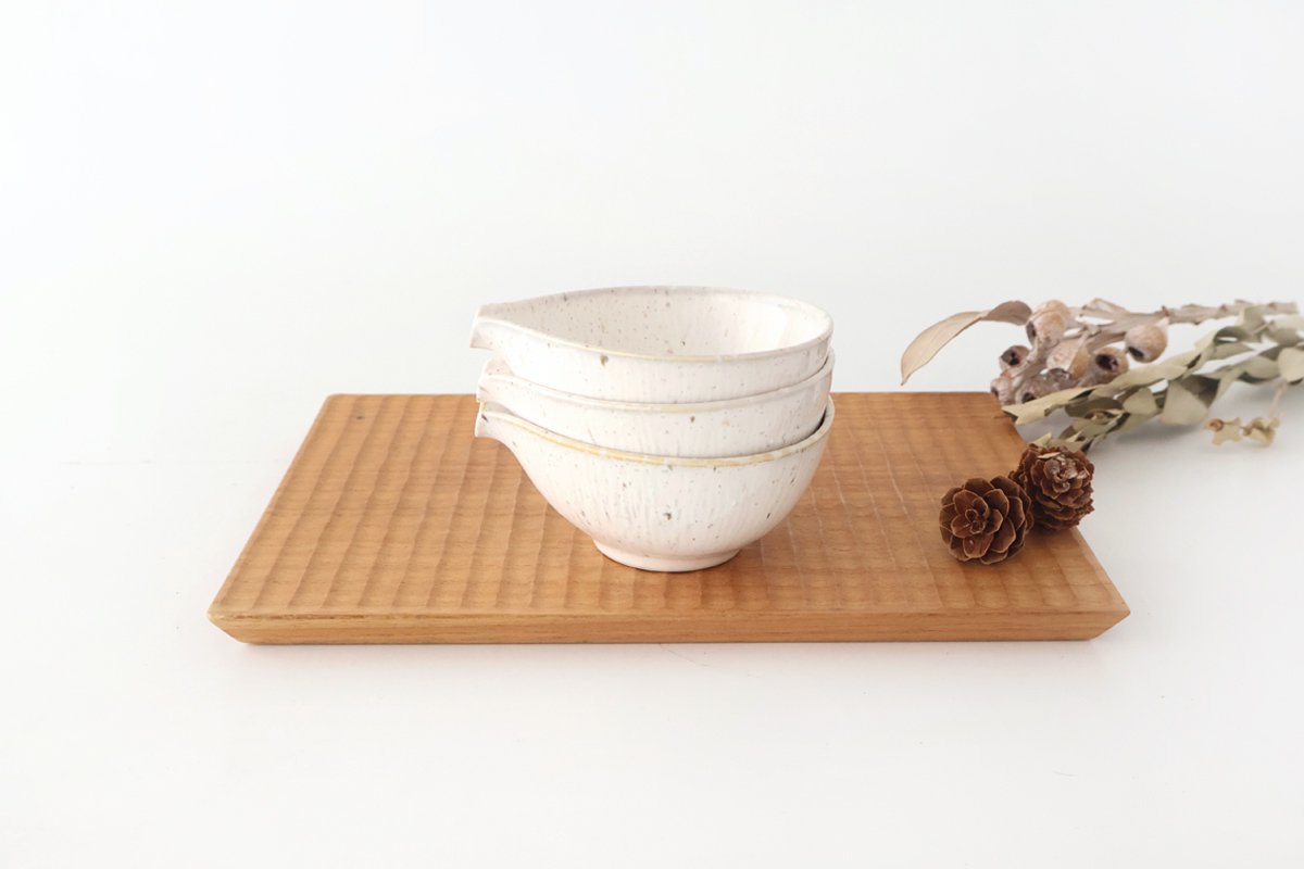 Small Bowl Fig-shape White 9cm/3.5in | Kobachi Mino Ware