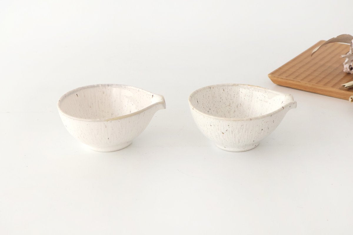 Small Bowl Fig-shape White 9cm/3.5in | Kobachi Mino Ware