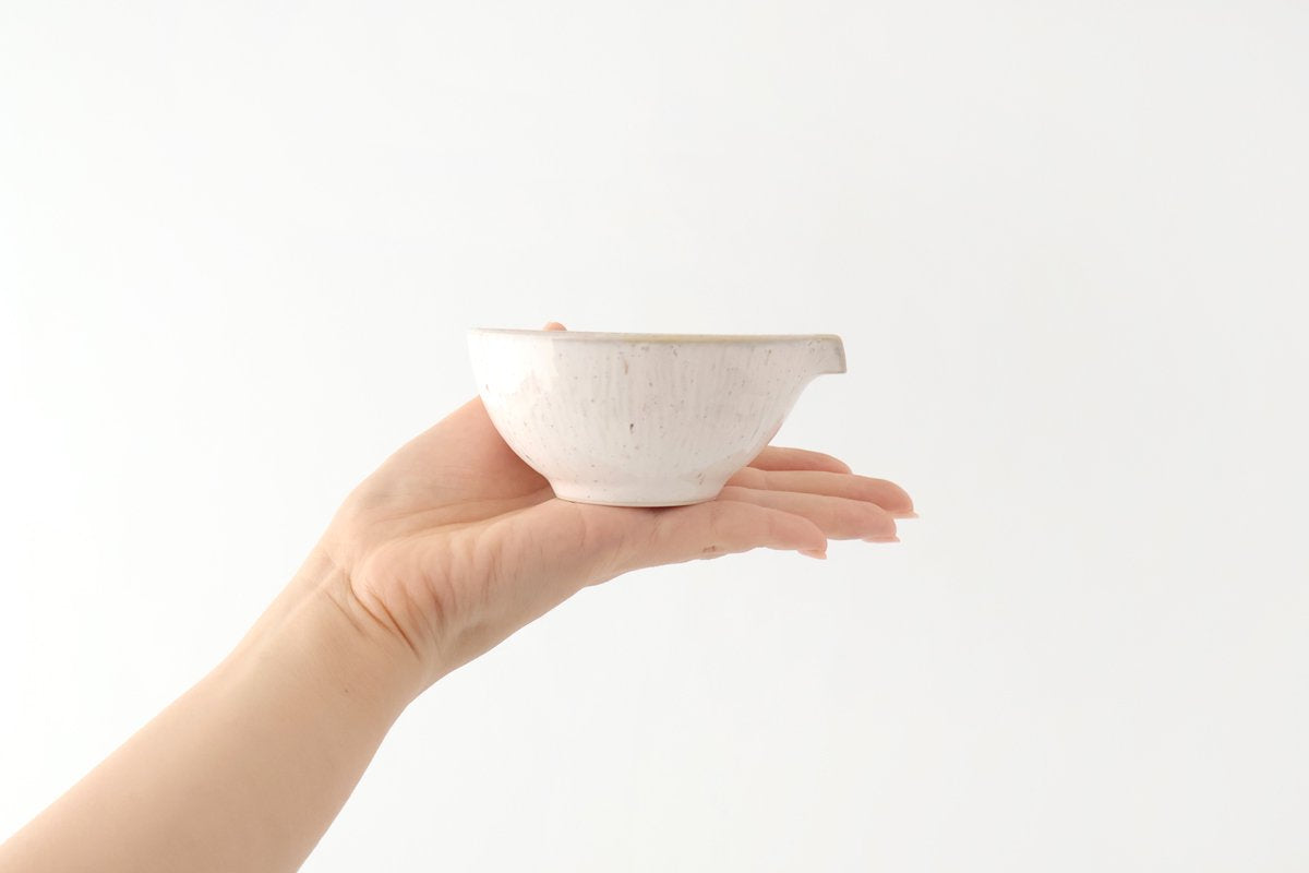 Small Bowl Fig-shape White 9cm/3.5in | Kobachi Mino Ware