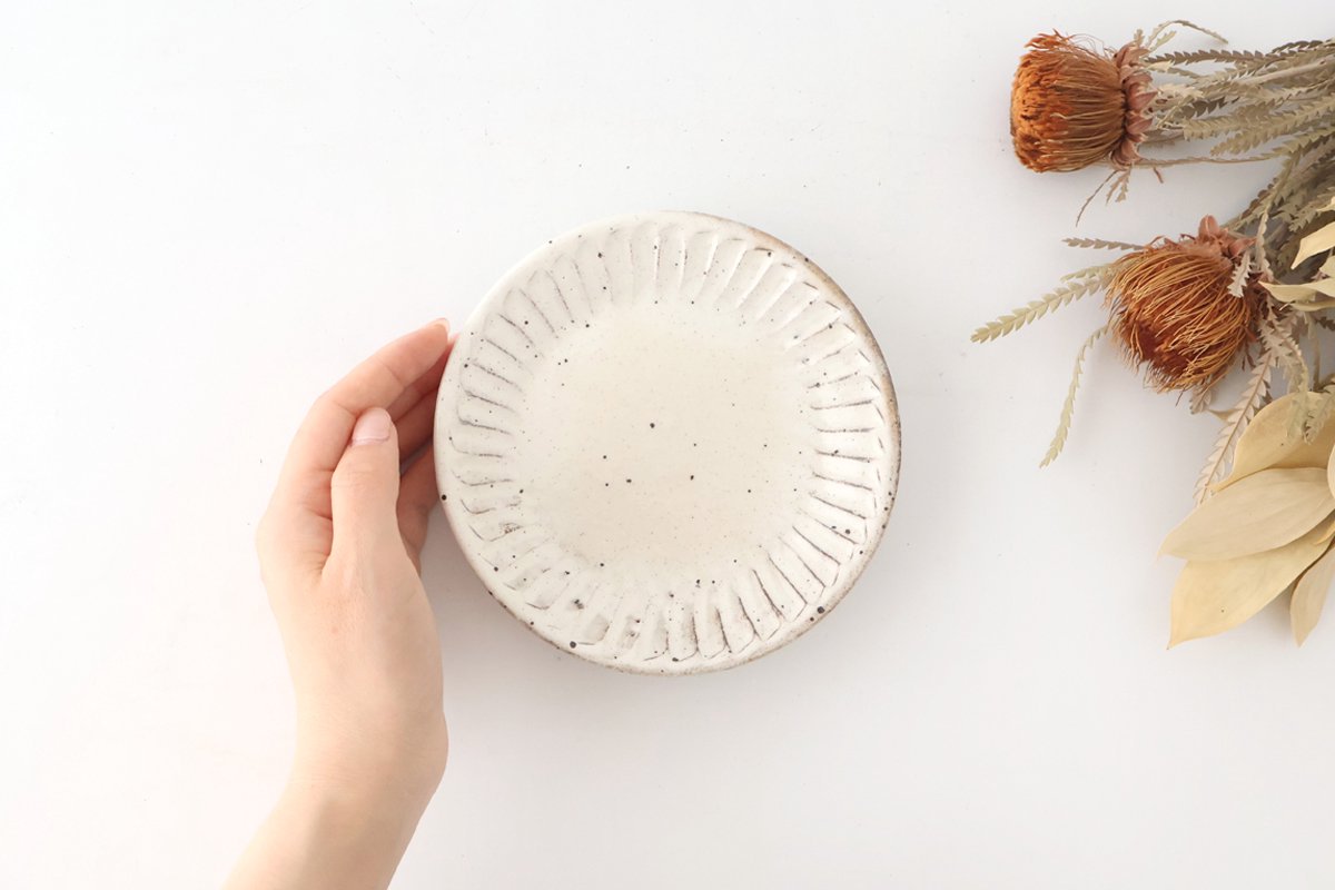 White Decorated Shaving Small Plate｜Mino Ware