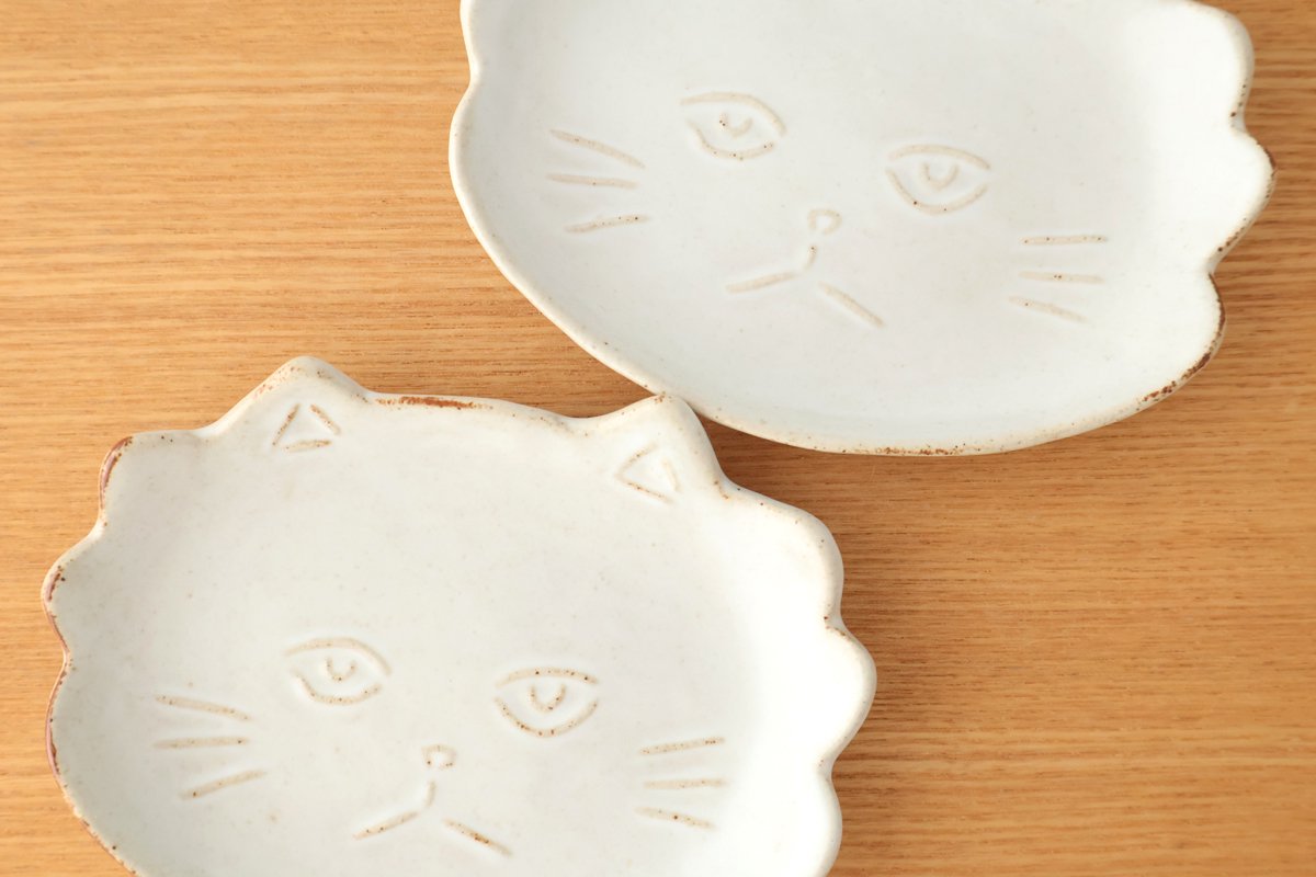 sen TWIN CATS plate White | Hasami Ware