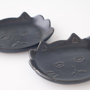 sen TWIN CATS plate Black| Hasami Ware