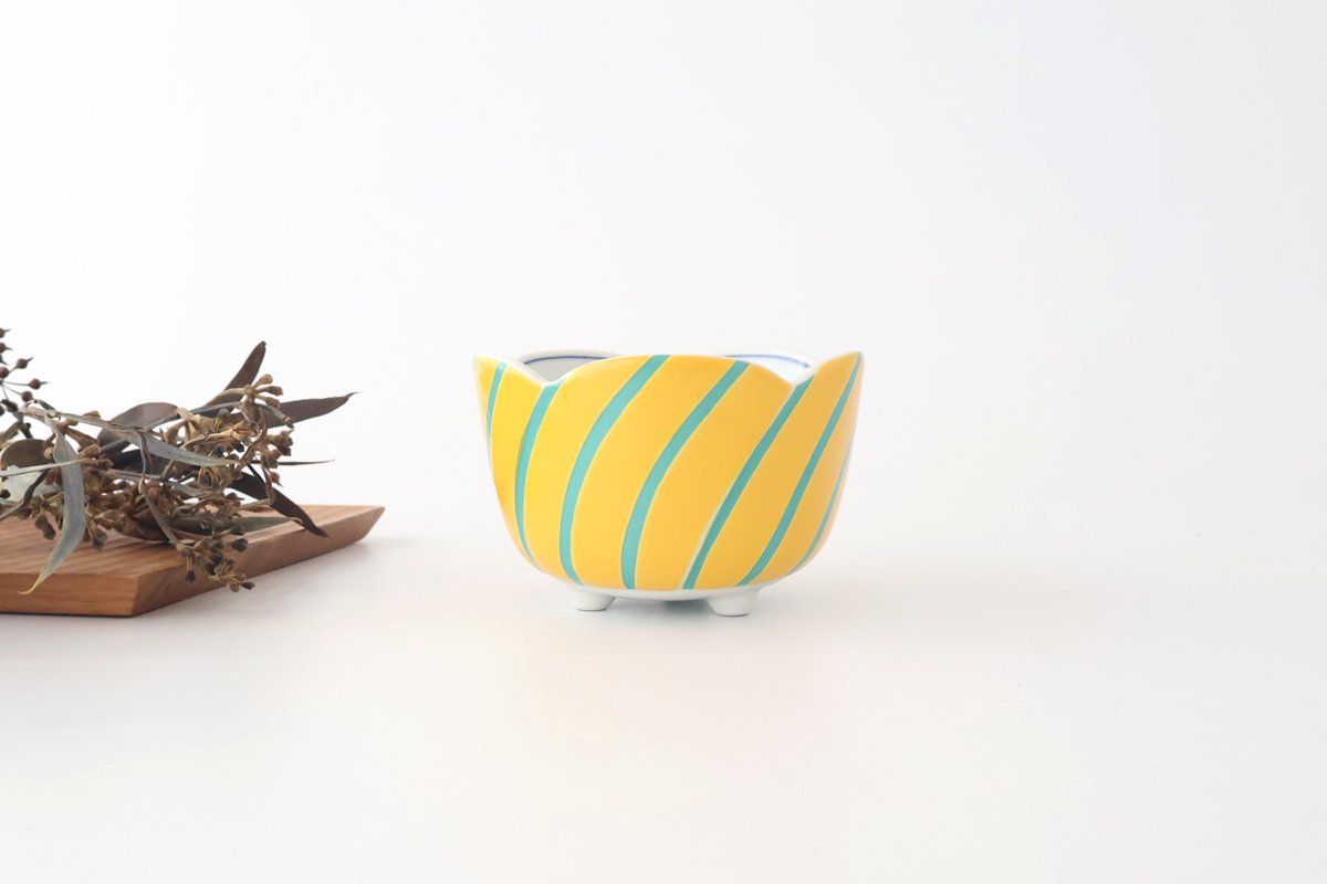 Flower-shaped Small Bowl Yellow and Green Stripe | Arita Ware