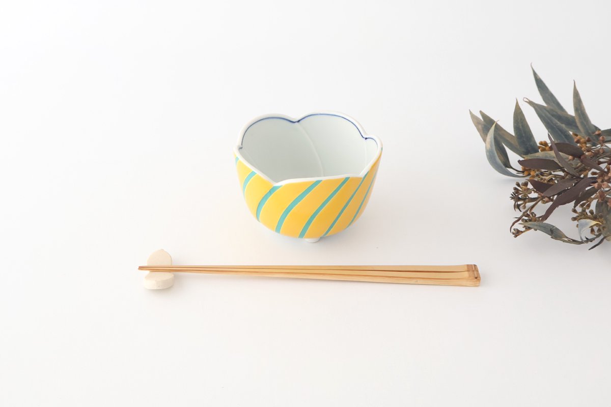 Flower-shaped Small Bowl Yellow and Green Stripe | Arita Ware