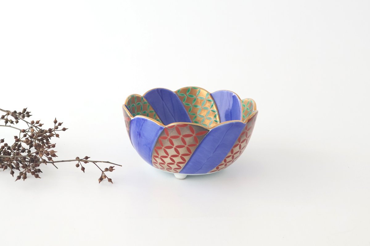 Flower-shaped Bowl Gold and Silver Shippo Pattern | Kobachi Arita Ware