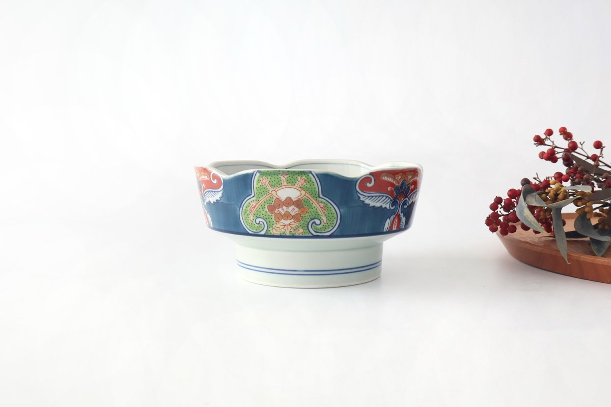 Flower-shaped Bowl Dyed Brocade Pattern | Serving Bowl Arita Ware