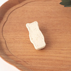 Chopstick Rest Bear White | Hashioki Shigaraki Ware