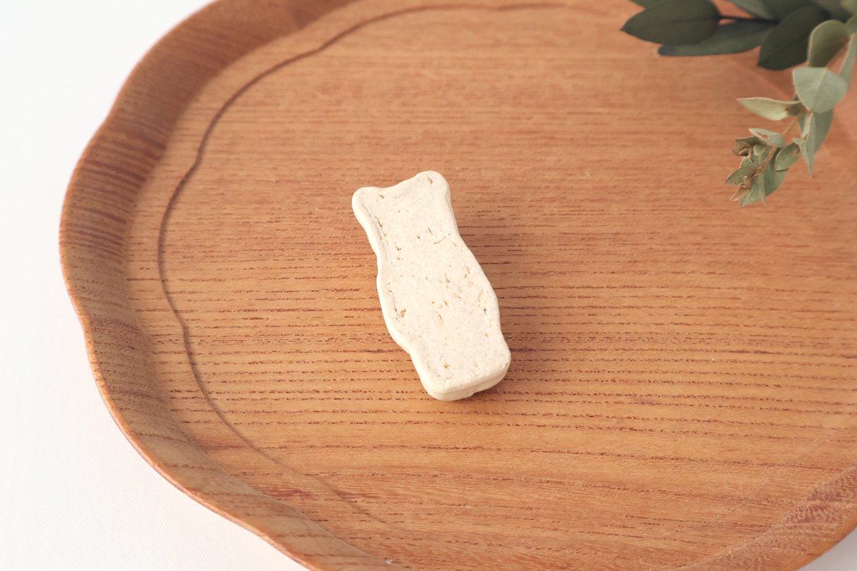 Chopstick Rest Bear White | Hashioki Shigaraki Ware