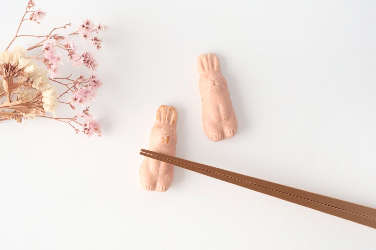 Chopstick Rest Rabitt Pink | Hashioki Shigaraki Ware