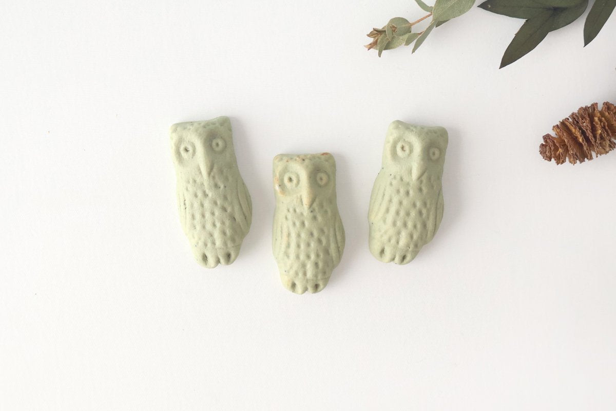 Chopstick Rest Owl Light Green | Hashioki Shigaraki Ware