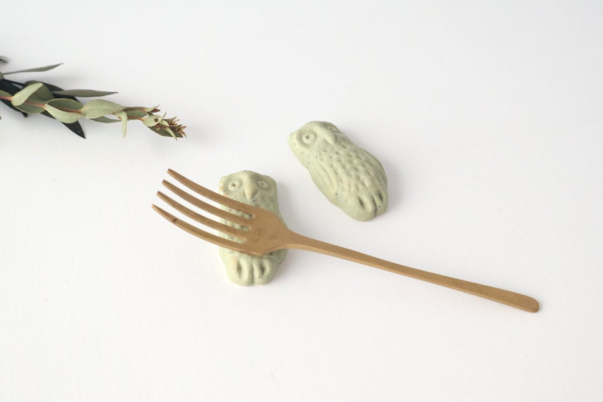 Chopstick Rest Owl Light Green | Hashioki Shigaraki Ware