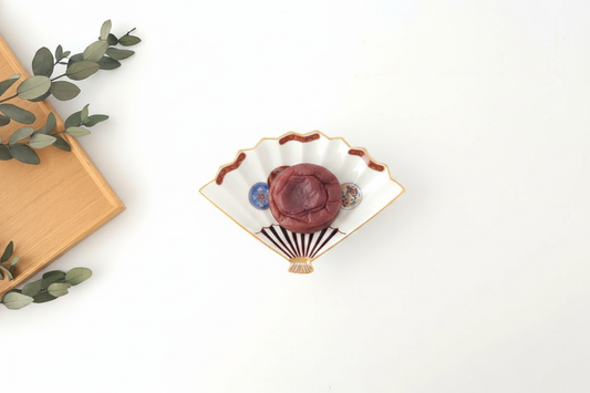 Rinkurou Kiln Fan-shaped Small Plate Red Phoenix Pattern｜Hasami Ware
