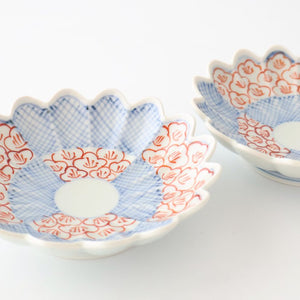 Chrysanthemum-shaped Small Plate Check and Flower Pattern | Arita Ware